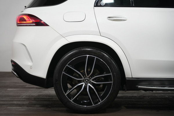2021 Mercedes-Benz GLE-Class GLE300 d SUV image 6