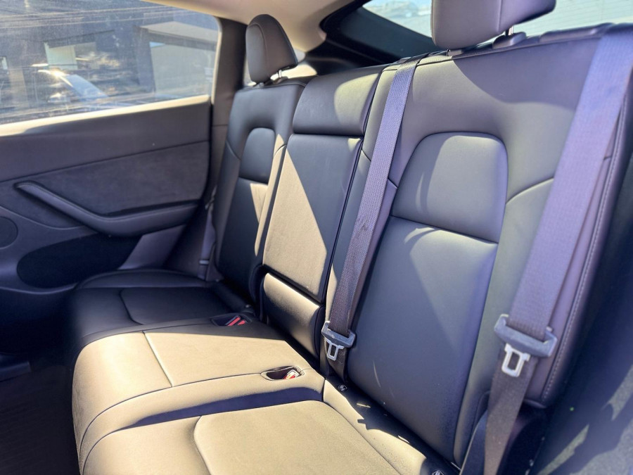 2023 Tesla Model Y  Rear-Wheel Drive SUV Image 13