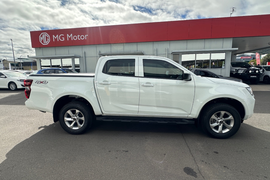 2023 Isuzu D-MAX RG LS-M Ute Image 8