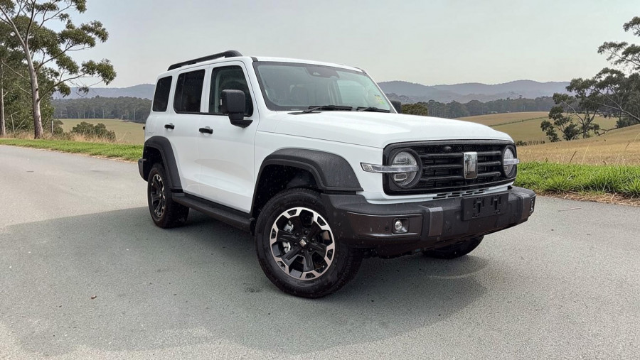 2026 GWM Tank 300 P01 Ultra Hi4-T PHEV SUV Image 1