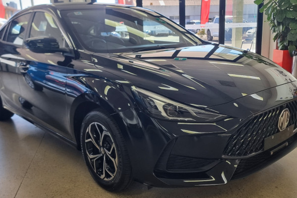 2023 MG MG5 AP32 Essence Sedan