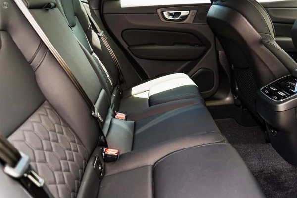 2025 MY26 Volvo XC60 UZ Plus B5 Bright SUV Image 7