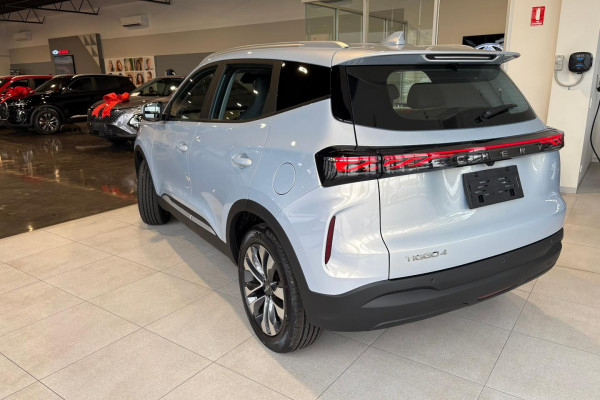 2026 Chery Tiggo 4  Ultimate SUV Image 5