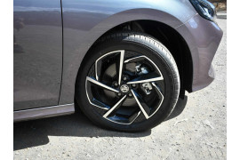 2024 MG MG5 AP32 Essence Sedan