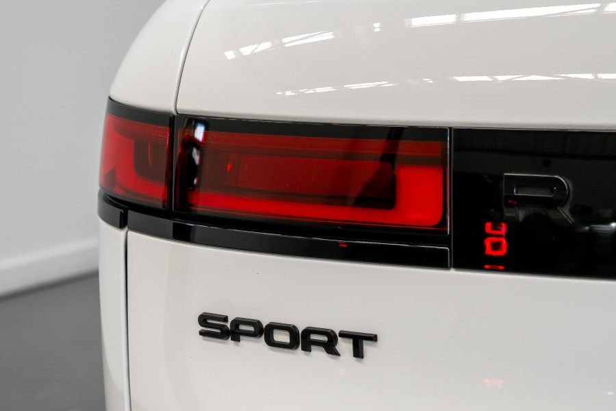 2023 Land Rover Range Rover Sport L461 D300 Dynamic SE SUV Image 10