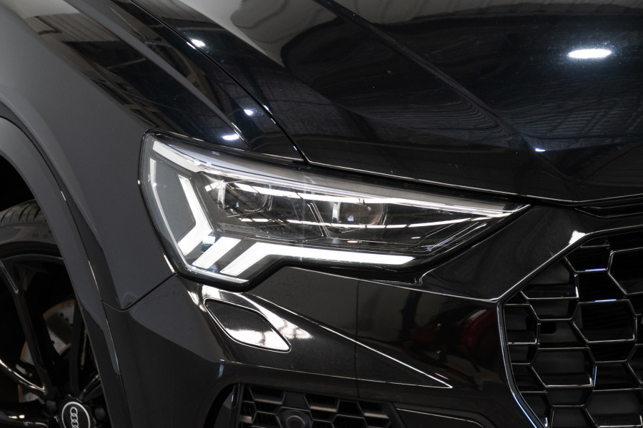 2021 Audi RS Q3 SUV Image 2