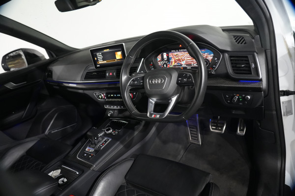 2018 Audi SQ5 FY  SUV image 11