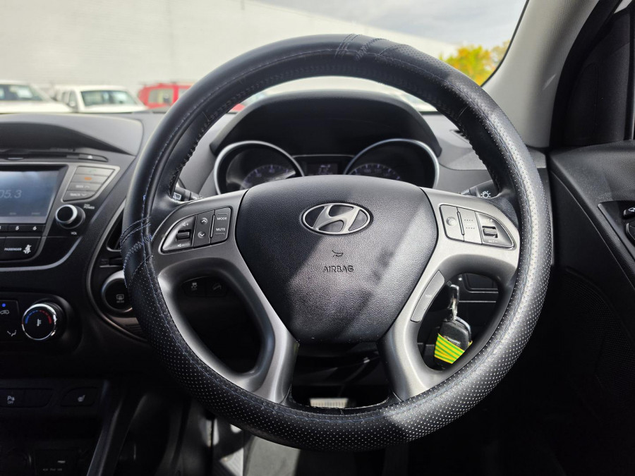 2015 Hyundai ix35 Series II SE SUV Image 18