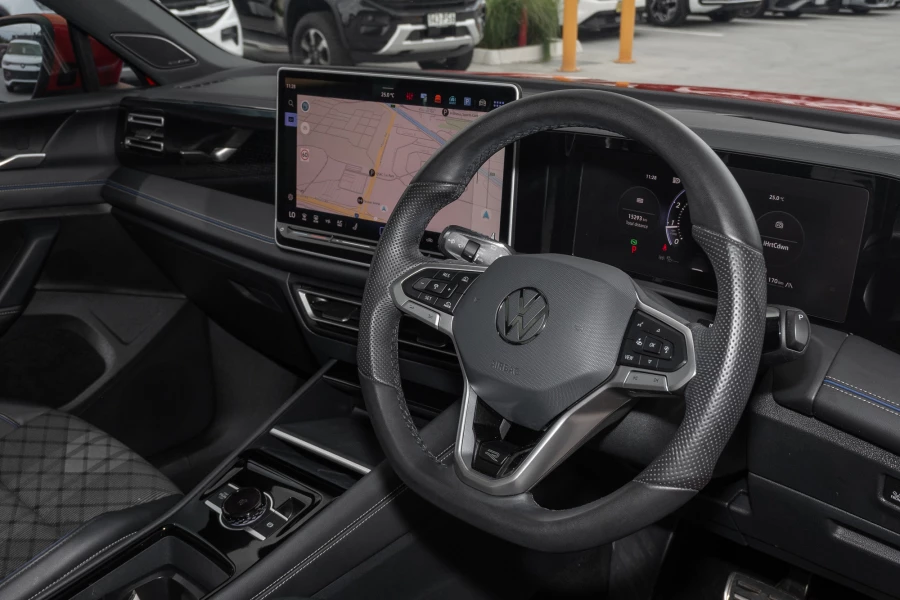 2025 Volkswagen Tiguan CT 150TSI R-Line SUV Image 6