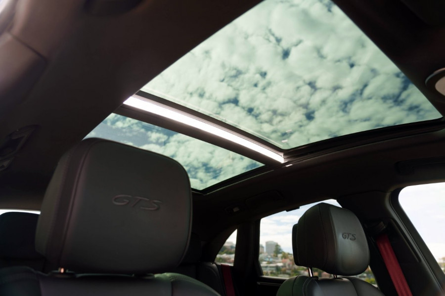 2021 Porsche Macan GTS SUV Image 12