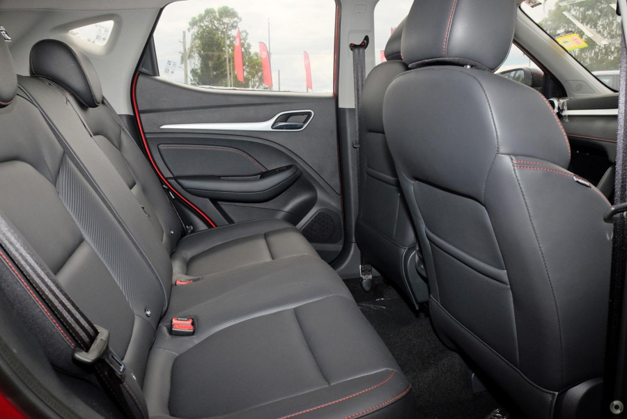 2024 MG ZST  Essence SUV Image 8