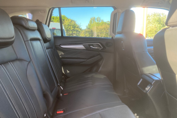 2021 Isuzu MU-X RJ LS-T SUV Image 16
