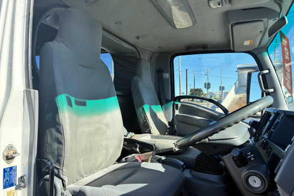 2012 Isuzu Nps Mini Coach Image 9