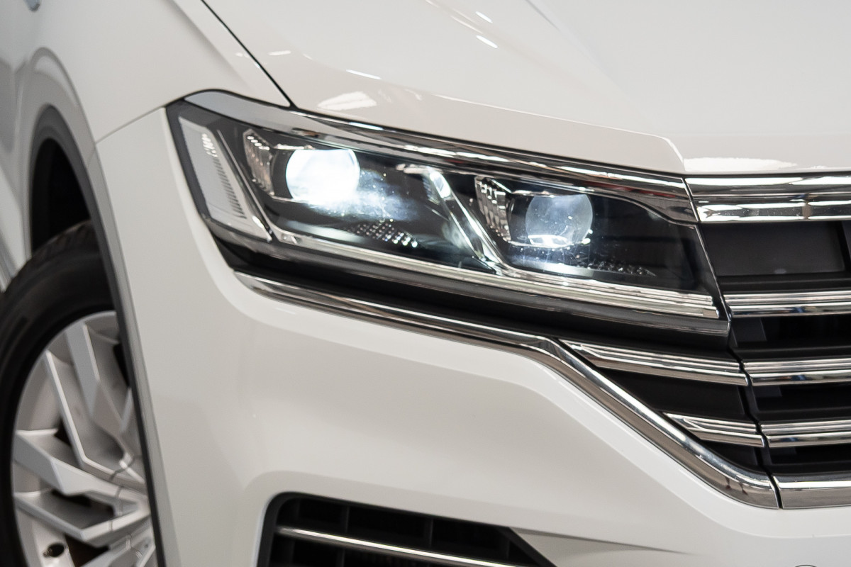 2021 Volkswagen Touareg 170tdi SUV Image 2