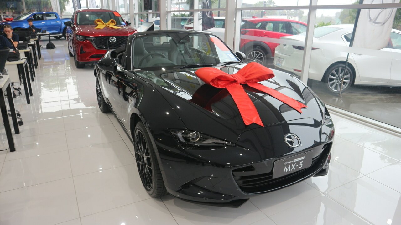 2024 Mazda MX-5 ND G20 GT RS Convertible Image 1