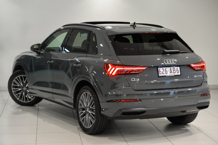 Audi q3 nano store grey metallic