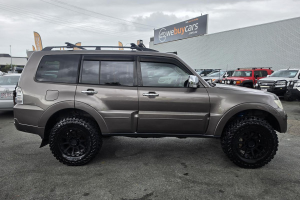 2015 MY16 Mitsubishi Pajero NX GLS SUV Image 6