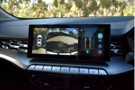 2024 MG MG5 AP32 Essence Sedan
