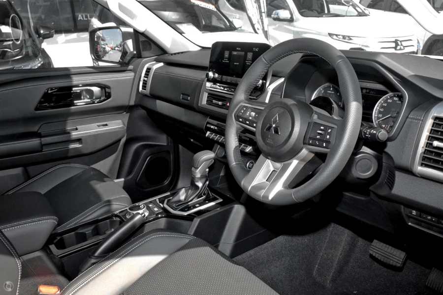 2025 Mitsubishi Triton MV GLS Ute Image 4