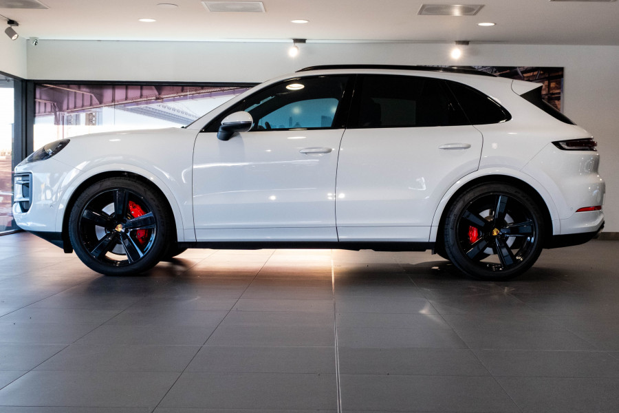 2023 MY24 Porsche Cayenne S SUV