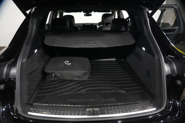 2018 Porsche Cayenne E-Hybrid SUV Image 31