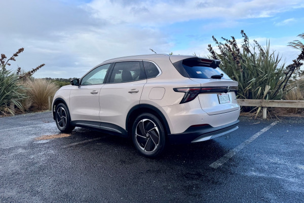 2026 MG MGS5 EV ZS3EM Essence 49 SUV Image 5