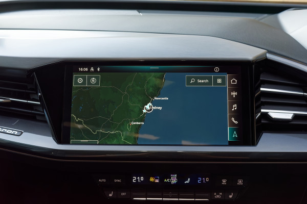 2025 Audi Q4 e-tron F4 55 SUV