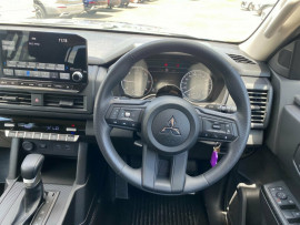 2024 MY24.5 Mitsubishi Triton MV GLX+ Ute image 11
