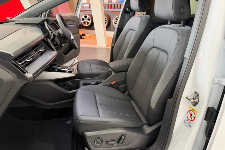 2025 Audi Q4 e-tron F4 45 SUV