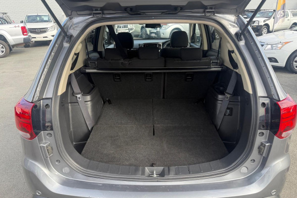 2017 MY18.5 Mitsubishi Outlander ZL LS SUV Image 11