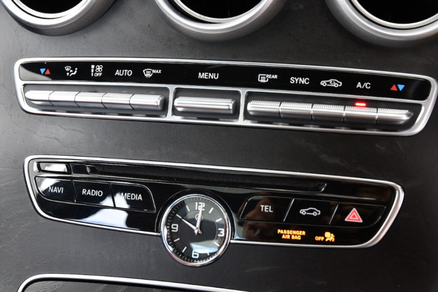 2015 Mercedes-Benz C-class W205 C250 Sedan Image 16