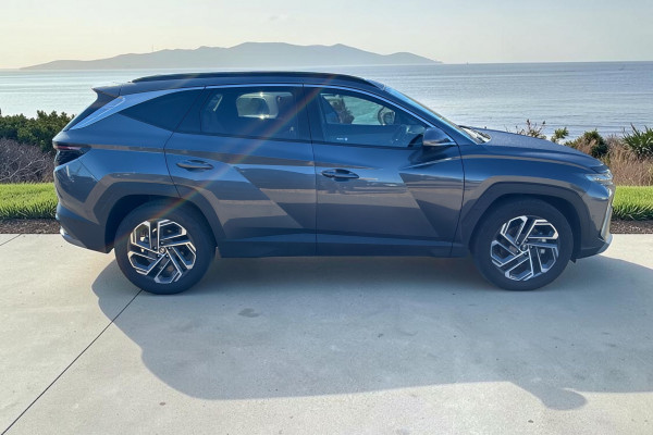 2024 MY25 Hyundai Tucson NX4.V3 Premium SUV Image 2
