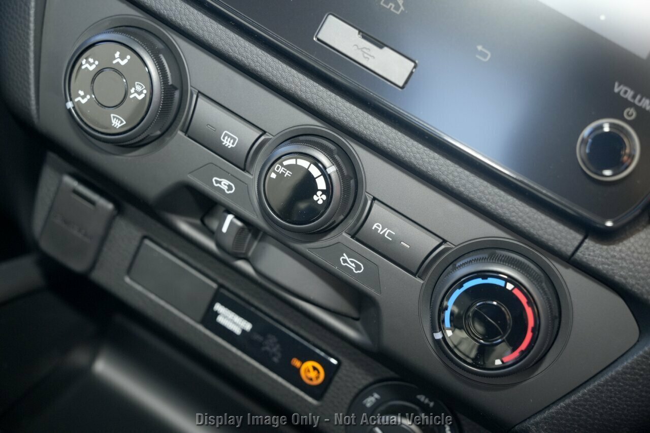 2025 Mazda BT-50  XT Ute Image 16
