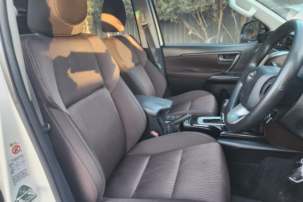 2017 Toyota Fortuner GUN156R GX SUV Image 17