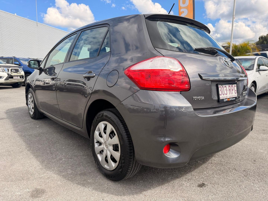 2011 Toyota Corolla ZRE152R Ascent Hatch Image 6