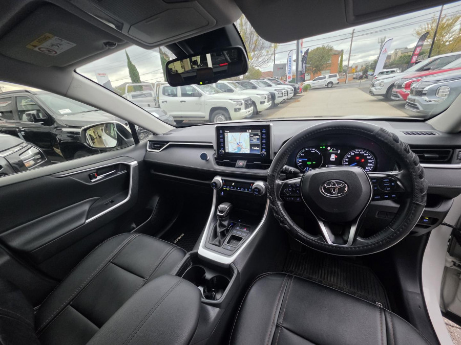 2020 MY21 Toyota RAV4 AXAH52R GXL SUV Image 11