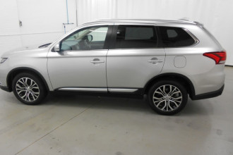 2017 Mitsubishi Outlander ZK LS Suv