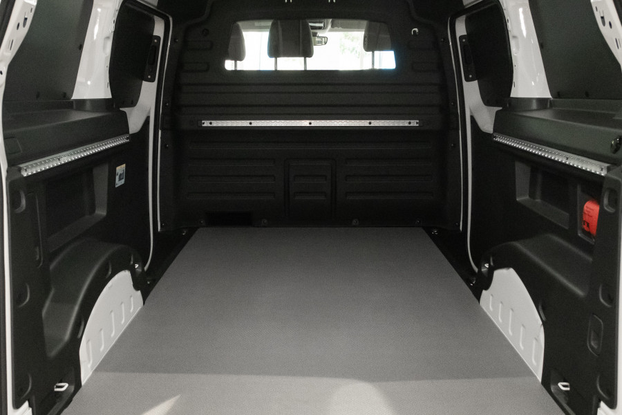 2024 MY25 Volkswagen ID. Buzz Cargo EBN BEV550 Van Image 16
