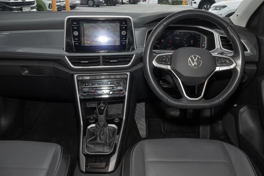 2022 MY23 Volkswagen T-Roc D11 110TSI Style SUV Image 6