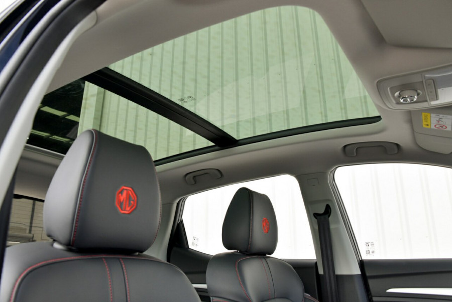 2024 MG ZST S13 Essence SUV Image 18