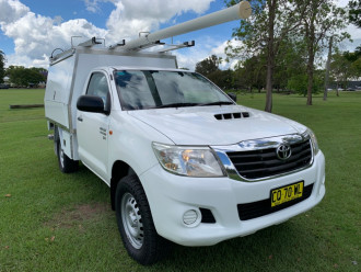 Toyota HiLux SR KUN26R Turbo