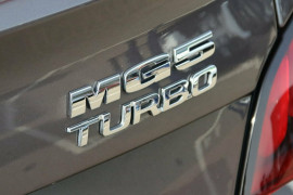 2024 MG MG5 AP32 Essence Sedan