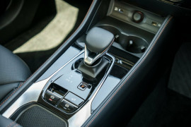 2025 MG HS AS33 Essence SUV