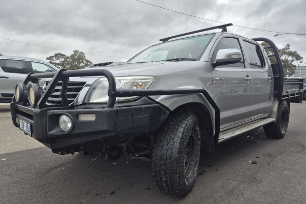 2015 MY14 Toyota HiLux SR5 Double Cab Pickup Image 5