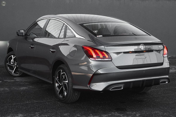 2026 MY25 MG MG5 AP32 Essence Sedan Image 4