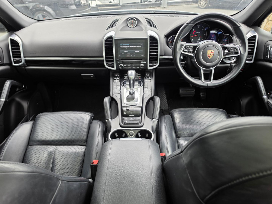 2016 MY17 Porsche Cayenne 92A Platinum Edition SUV Image 13