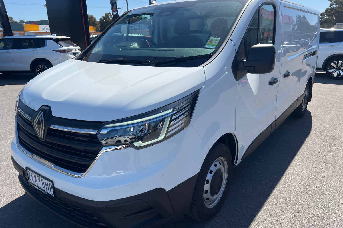 2025 Renault Trafic X82 Pro Van