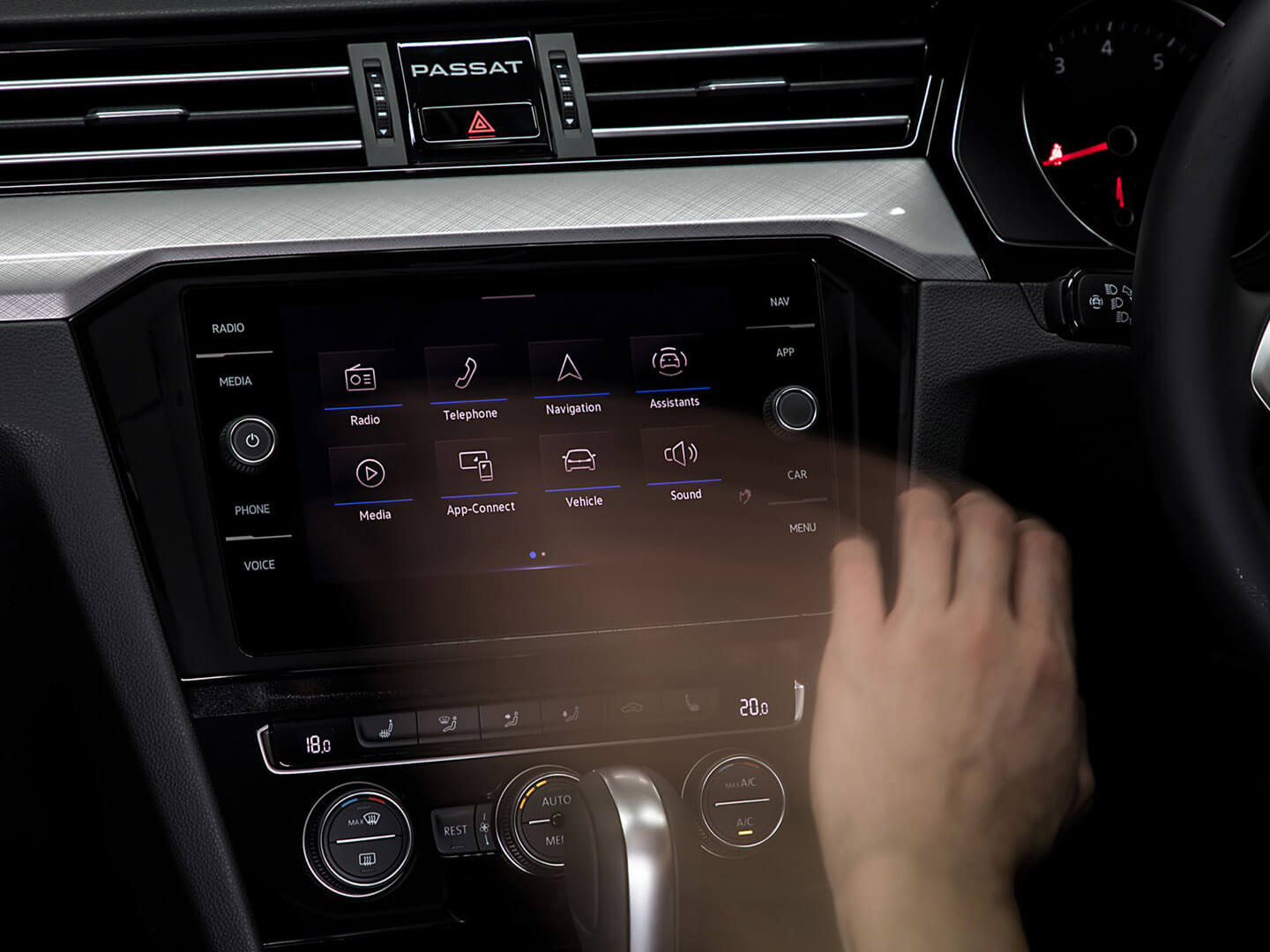 Connectivity comes as standard Infotainment Image