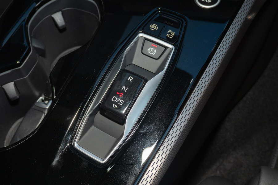 2025 Audi A5 B10 e-hybrid S-Line Wagon