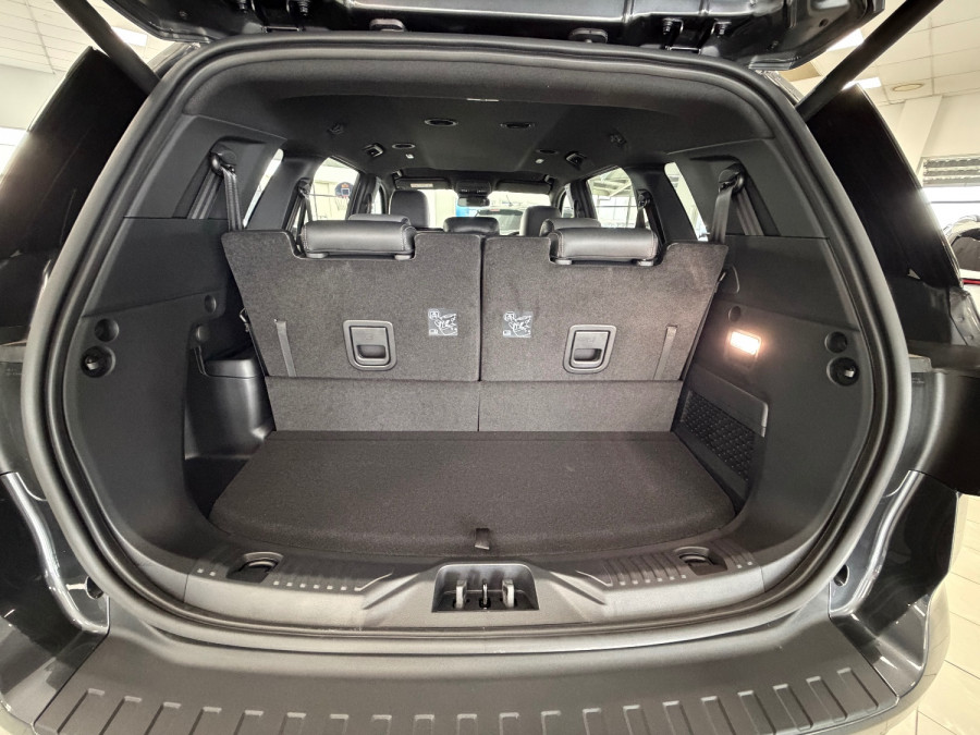2026 MY26.5 Ford Everest UB Sport SUV Image 13